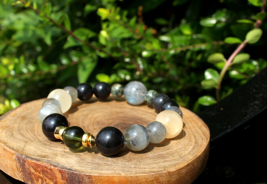 モルダバイト、チンターマニ、 トラウマを癒す カルマの解放 啓示