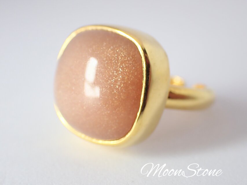 最新入荷☆『煌めくオレンジムーンストーン』のひとめぼれ天然石リング