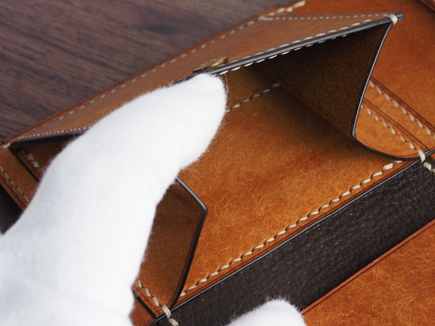 総手縫い│イタリアンレザーマルゴー│2つ折財布│フィエーノ(キャメル