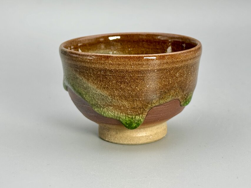灰釉彩貫入ぐい呑(小鉢・黄緑　黒井博史　作)