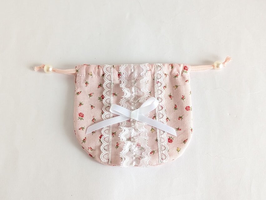 可愛いリボンとレースのミニ巾着（ピンク） | iichi 日々の暮らしを