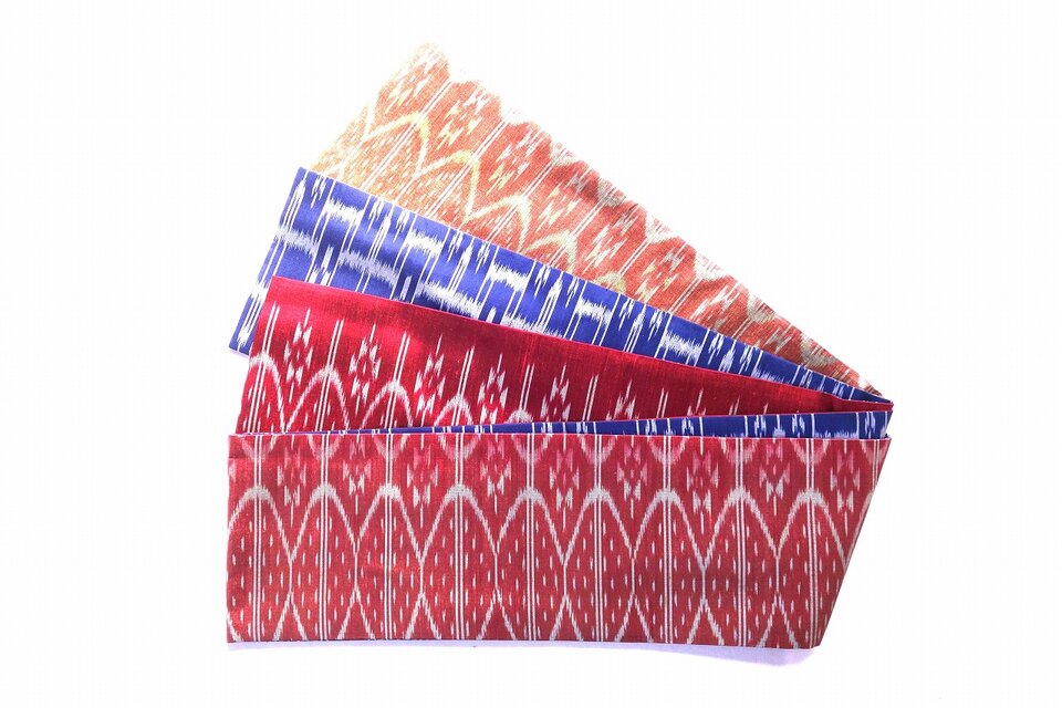 オレンジ、赤系とはっきりとした紺地のタイシルク半幅帯　HAN1626