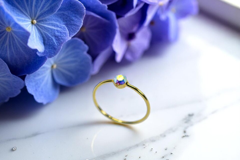 【Ring】闇を払い夜明けを告げるAurora Ring - オーロラの輝きを指先に　10号&13号金具の色が選べます