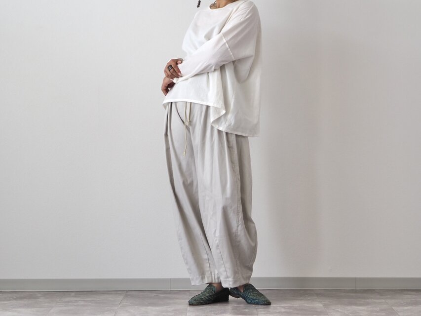 新色/オールシーズン◎/サーカスパンツ《アイボリー》