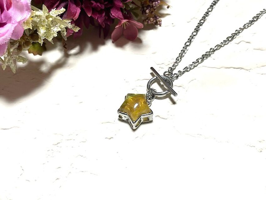 ステンレスチェーン*　高品質イエローフローライトのスターネックレス　ペンダント　45cm 蛍石