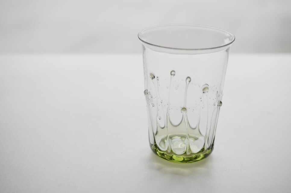 雫のグラス(若葉色)