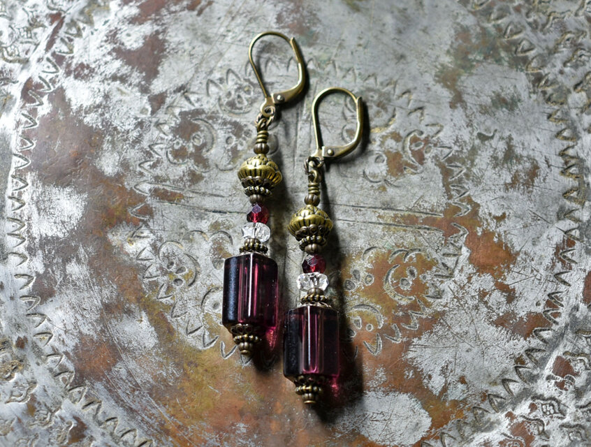 専用です☆フラワーチェコビーズとレッドアゲートとペリドットのピアス 877559d785bf9836197bd8b17776fe