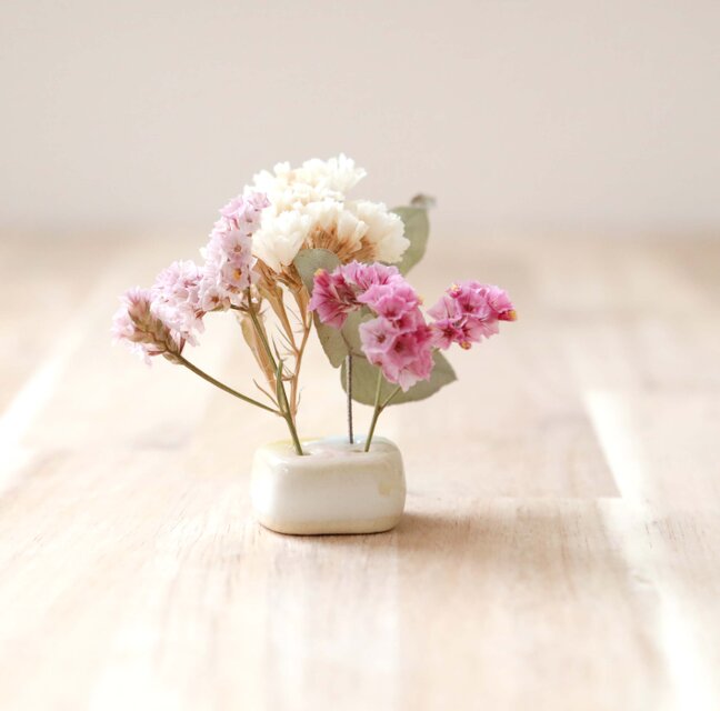 春色三彩のボタン型四角花立て ＊ ドライフラワー付き | iichi 日々の