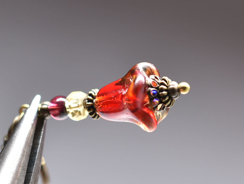 エンジェルトランペットの様なドイツヴィンテージビーズとシトリン