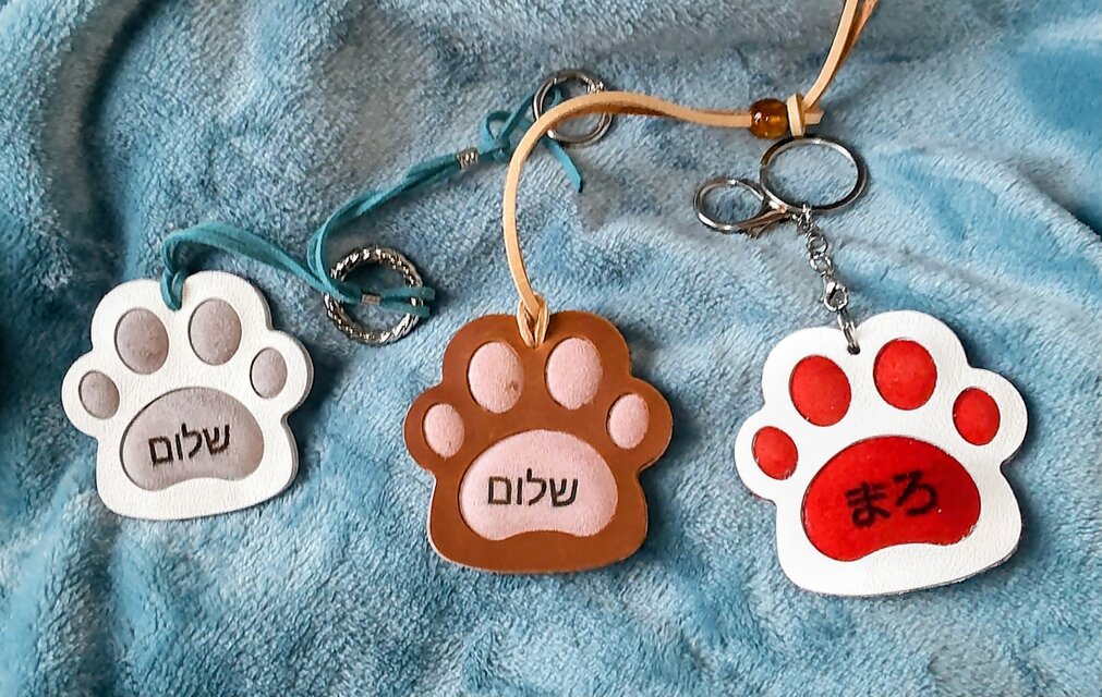 肉球　チャーム