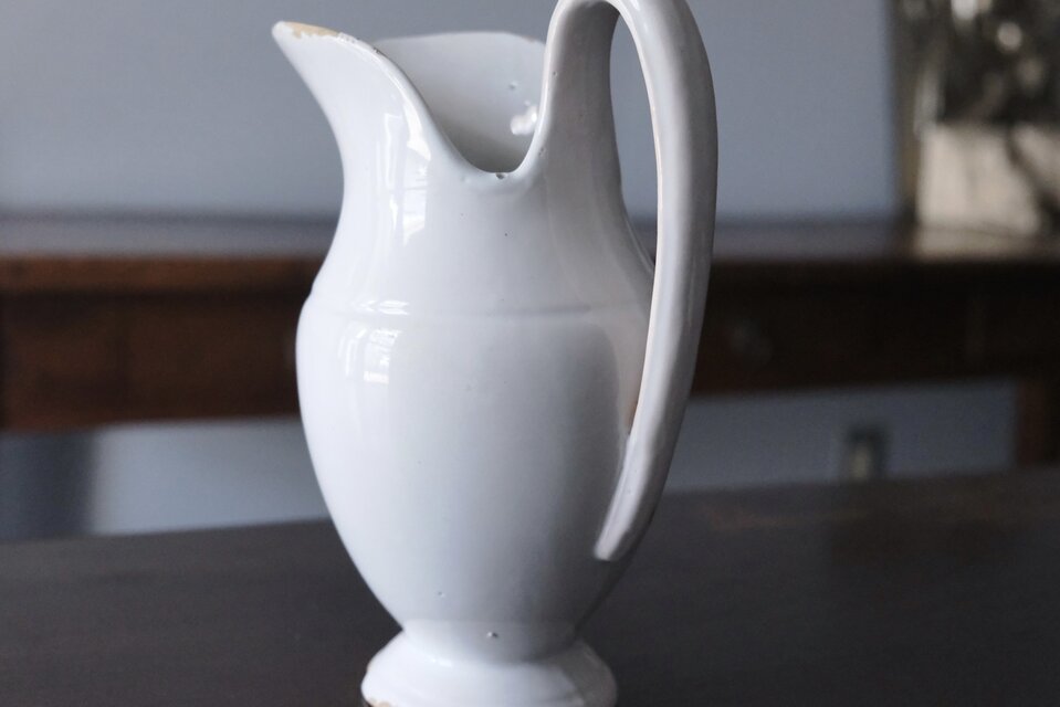 白釉 ピシェ エギエール h24.5cm ムスティエ もしくは リュネヴィル