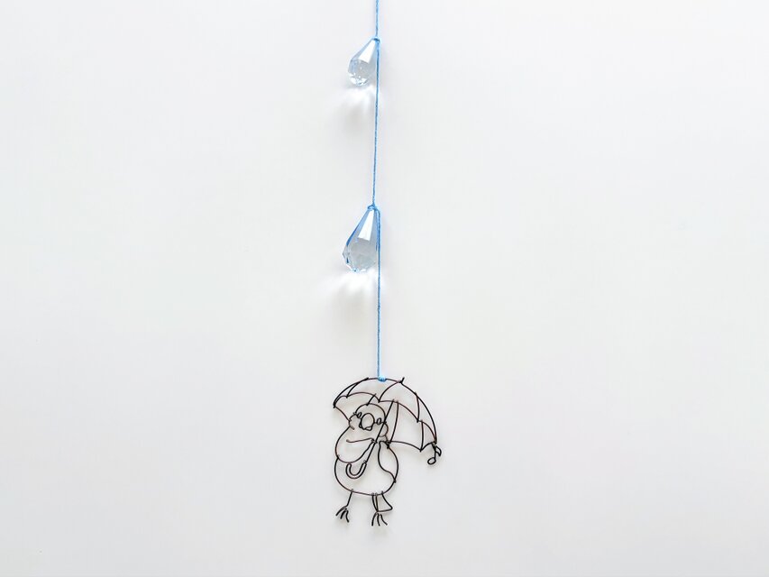 雨が大好きな文鳥の雨粒ガーランド01