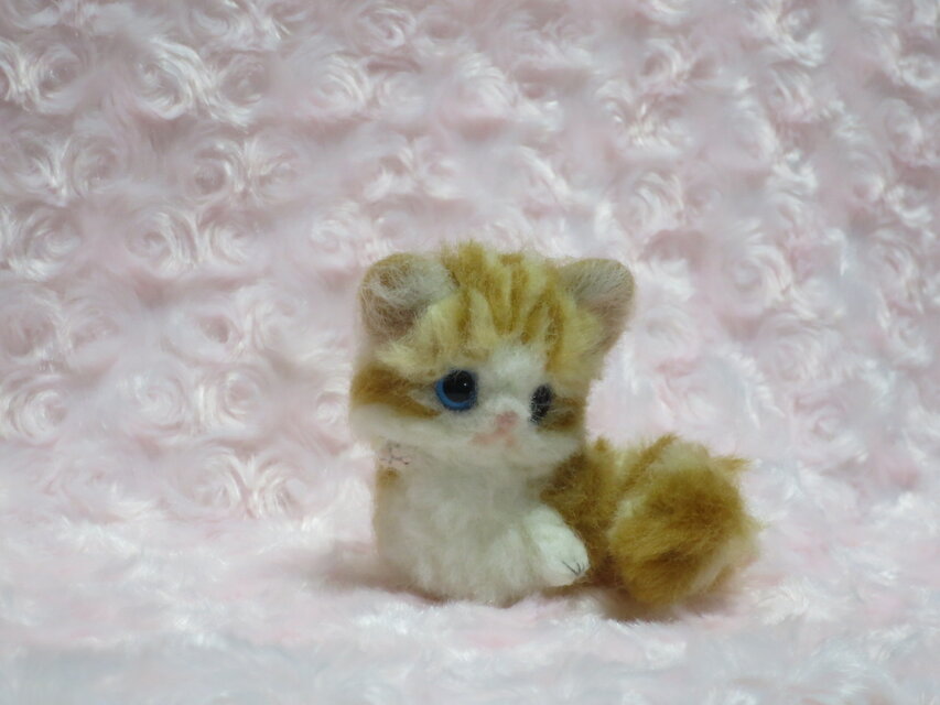 羊毛フェルト　猫　もりりん。様お取り置き分です。 羊毛フェルト 猫 もりりん。様 お取り置き分です