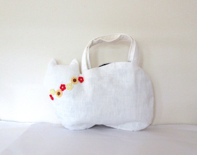 スラブリネン お花の白猫バッグ オフホワイト