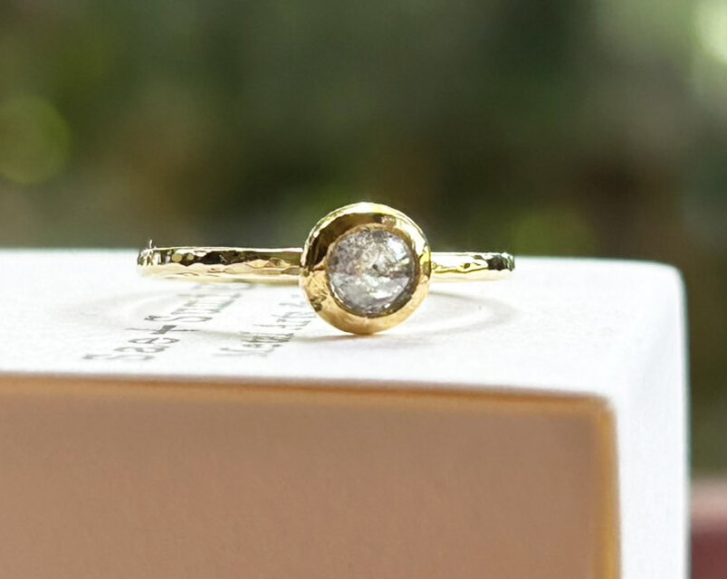 K24+K22+K18天然ダイアモンド・カボションカット ゴールドリング #4