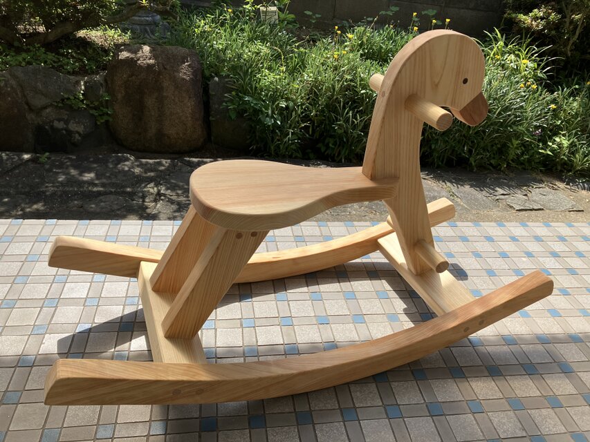 ヒノキの木馬おもちゃ(アヒル型) | iichi 日々の暮らしを心地よくする