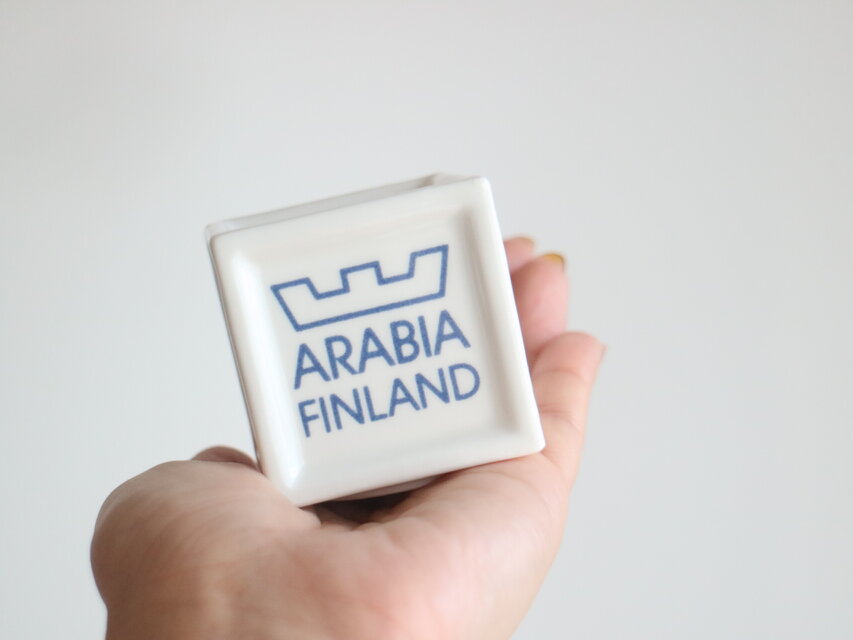 ARABIA / ディーラーサイン No.5946 | iichi 日々の暮らしを