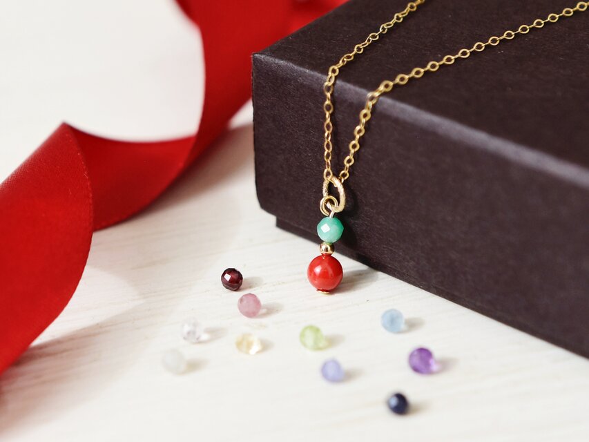 女性の還暦祝いに【14kgf ネックレス】選べる誕生石と赤珊瑚