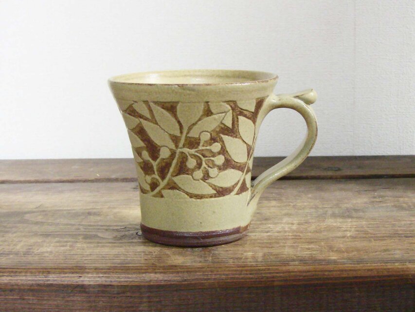 ななかまどマグカップ （伊羅保）