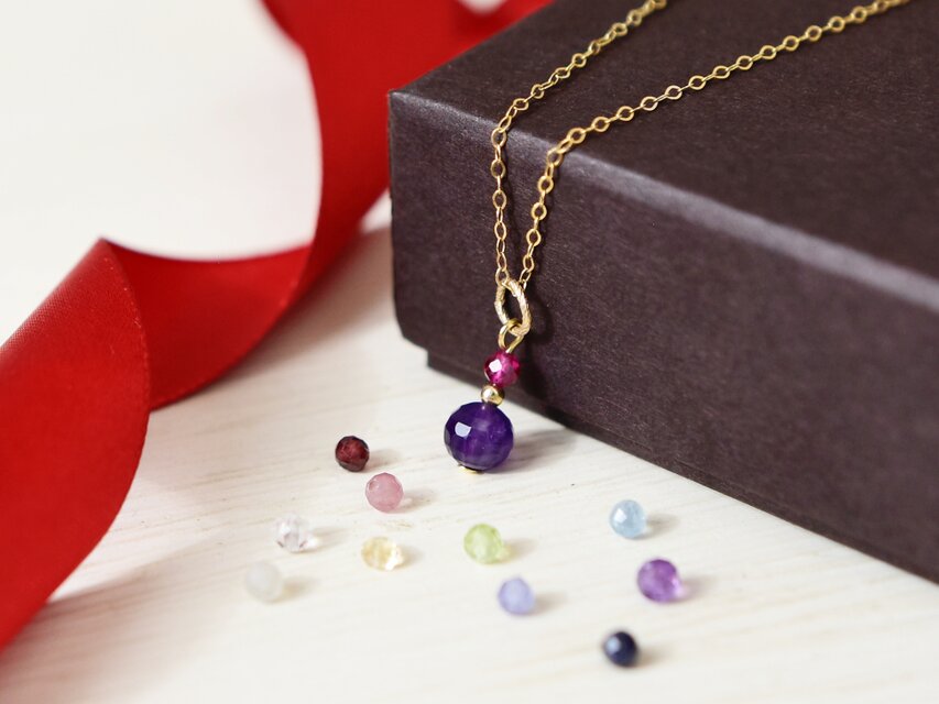 女性の古希祝い・喜寿祝いに【14kgf ネックレス】選べる誕生石と紫色の天然石　アメジスト