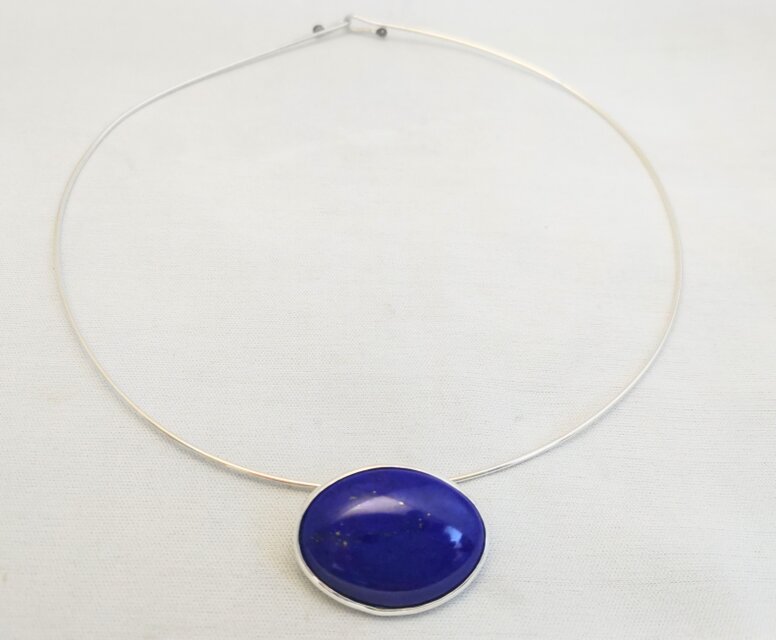 ラピスラズリチョーカー