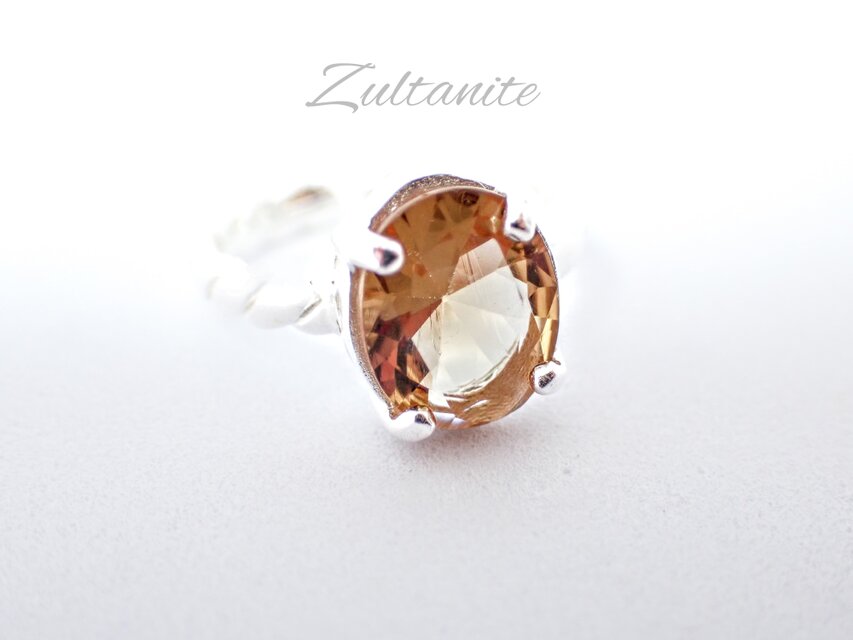 新作 ☆レア☆『ズルタナイト』の世界でひとつの天然石リングsilver925 新作 ☆レア☆『ズルタナイト』の世界でひとつの天然石リング