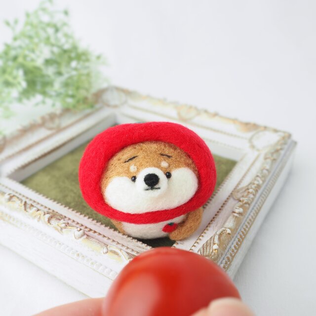 受注製作】-夏野菜- トマトになりきるまゆ柴犬(赤柴・黒柴・白柴) 羊毛