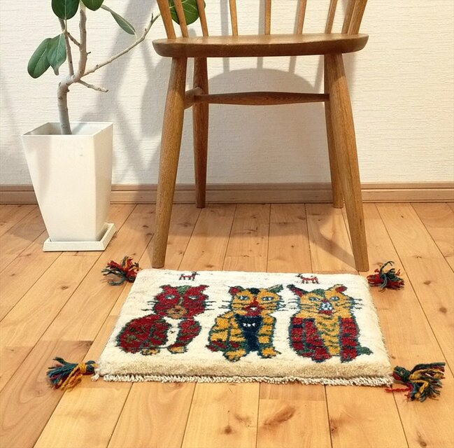 ギャベ絨毯ミニ ペルシャ ギャッベ ミニマット ラグ 36x42cm 厚み 2.16cm 3匹の