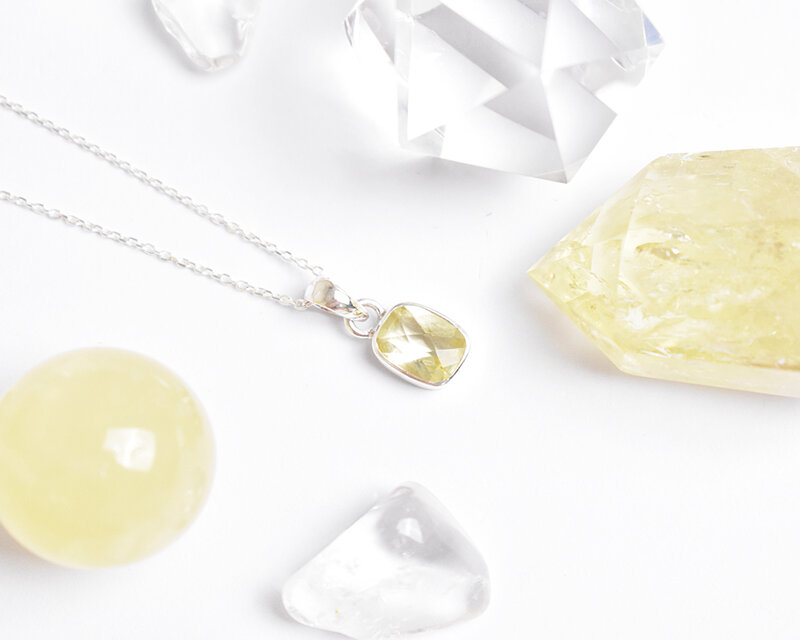 halo  Stone Necklace 未使用品　シルバー　天然石 8b12c1d483a25cc1bc0064b7328b97