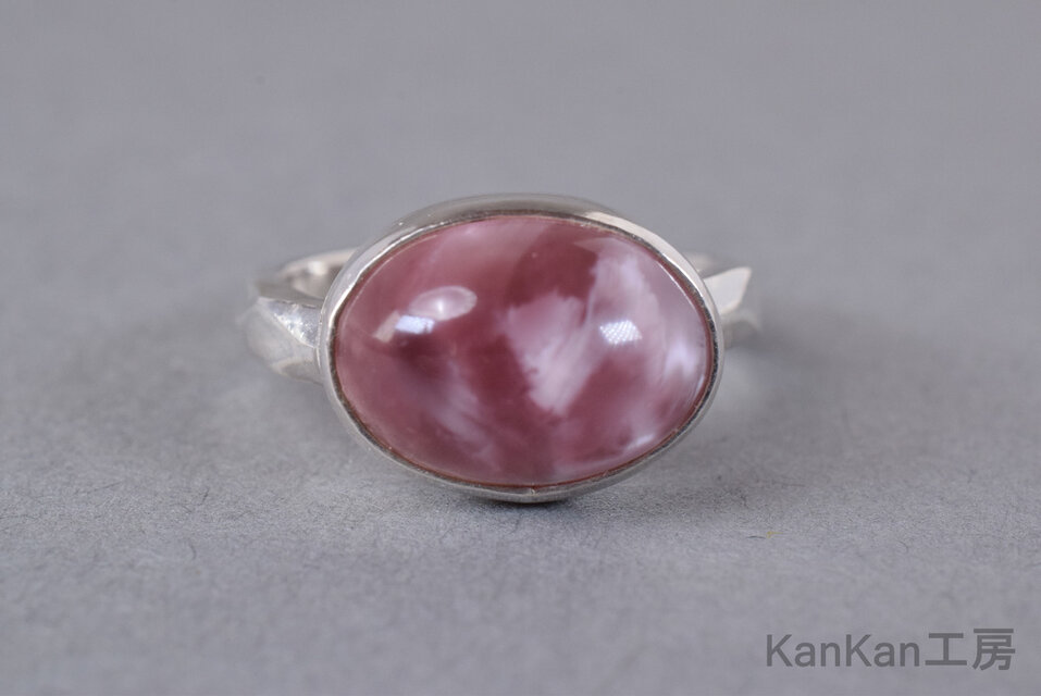 ビクトリアストーンのリング(褐色)