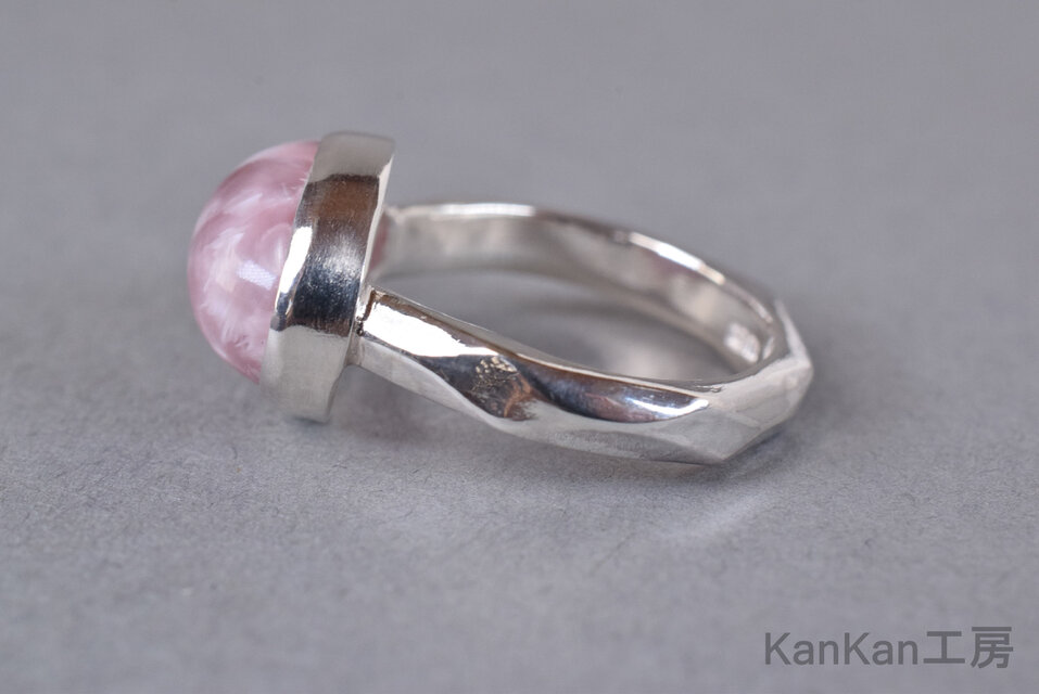 ビクトリアストーンのリング(褐色) | iichi 日々の暮らしを心地よく