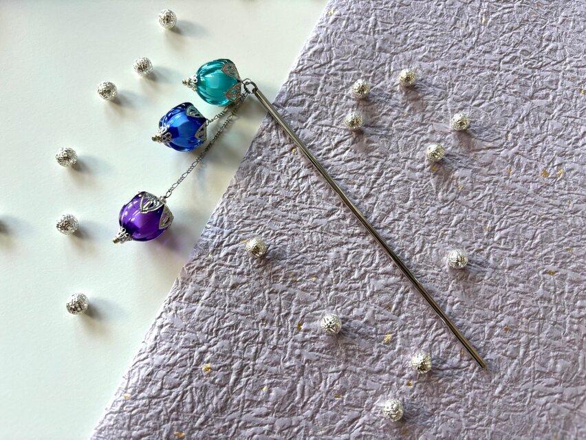 かんざし 鬼灯の様な2トーンカラーのビーズ3連 青系 一本挿し