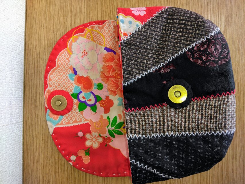 花の刺繍ポーチ 74 | iichi 日々の暮らしを心地よくするハンドメイドや