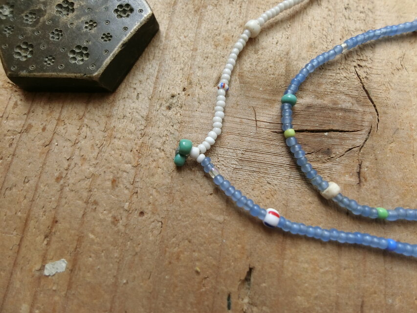 ドゴンビーズ ネックレス ドーナツビーズ トレードビーズ 【公式通販】