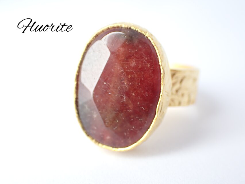 『フローライト』の世界でひとつの天然石リング