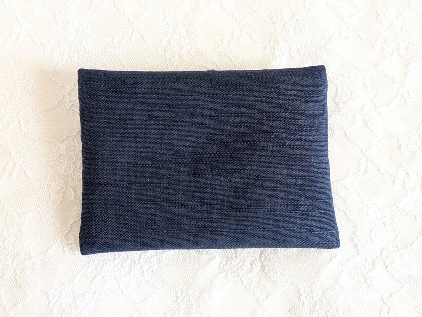 上品レースとリボンのポケットティッシュケース（ネイビー） | iichi