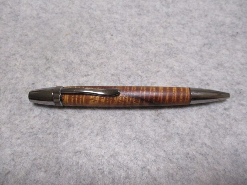 ハワイアンコア　カーリー杢　椿油仕上げ　ロングパトリオットボールペン