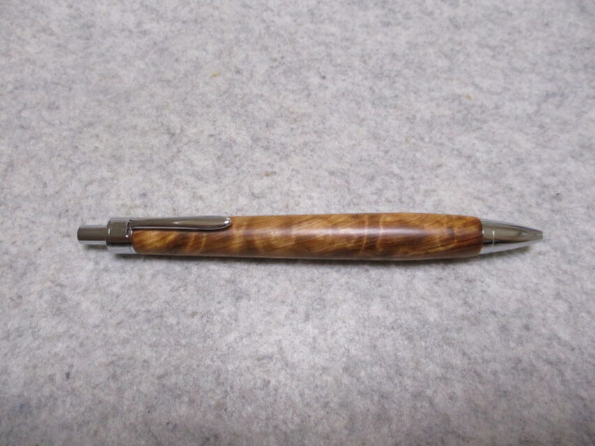 屋久杉　光明杢　蜜蠟ワックス仕上げ　木軸ボールペン(シャープペンシル）　希少材