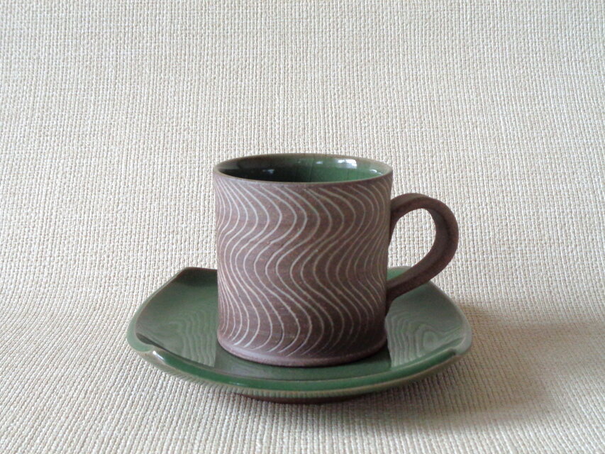 カップ&ソーサー (青磁象嵌b)