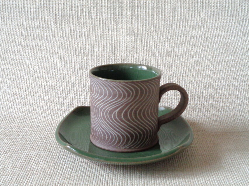 カップ&ソーサー (青磁象嵌a)