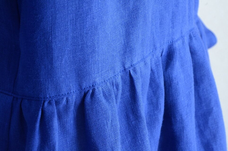海色のカシュクールワンピース リネン100％ ロイヤルブルー | iichi