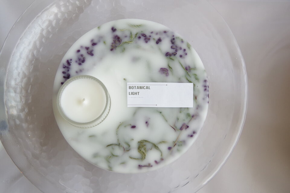 1点限定）【安らぎの空間】アメジストセージが紡ぐ、温かな灯りリースのようなホルダーとキャンドルセット（選べる香り）