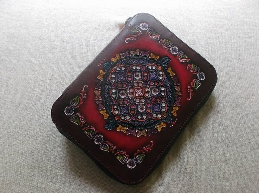 レザーブックカバー ラウンドファスナータイプ 文庫サイズ | iichi