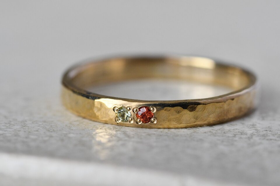 並ぶ昔日の光の物語～ペリドット・オレンジサファイア～