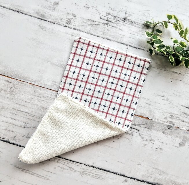 ハーフハンカチタオル　名入れ