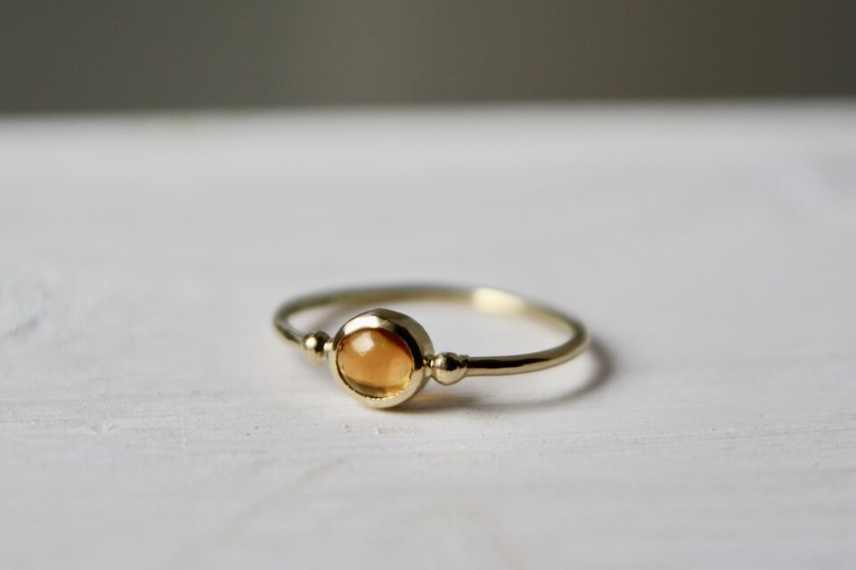 ファイアーオパール　K18YG ring　（イエローゴールド）