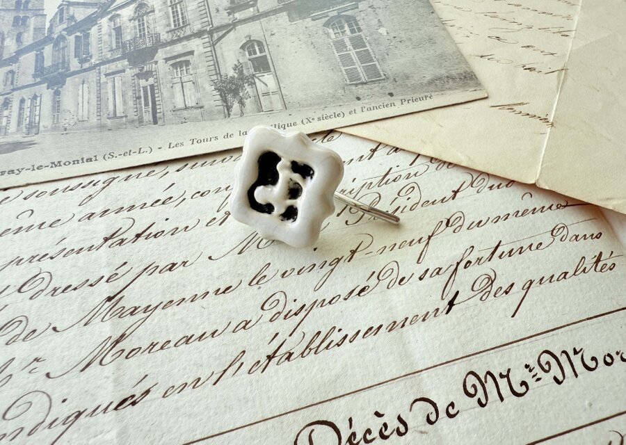 フランスアンティークポニーテールフック／白陶器デザインボタン