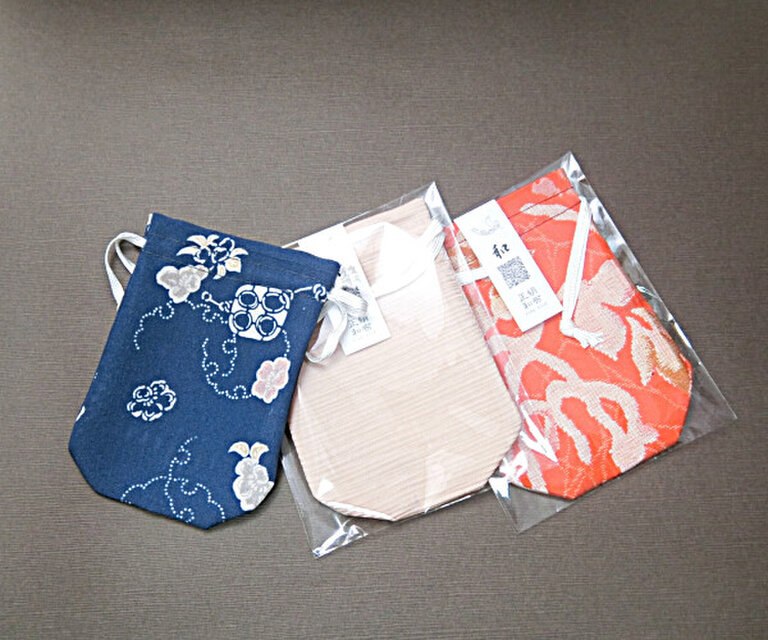 限定・1組『日本製』和物　・正絹巾着袋(３点セット）