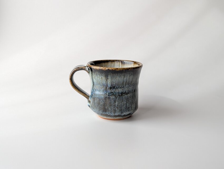 ブルーのマグカップ 【手仕事 民藝 和 陶器】 | iichi 日々の暮らしを