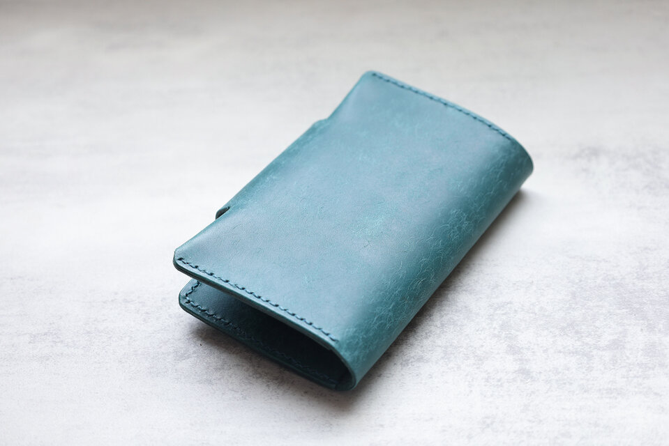 8色展開！差し替えできる本革ミニノートカバー／手帳にも | iichi 日々